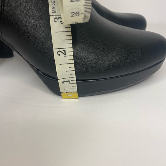 Naturalizer Black Heeled Boots with Sleek Design - Picture 9 of 9